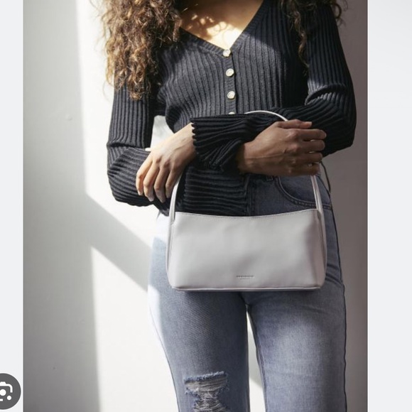 Vagabond Verona White Leather Shoulder Bag handbag minimal NWT - Picture 3 of 7